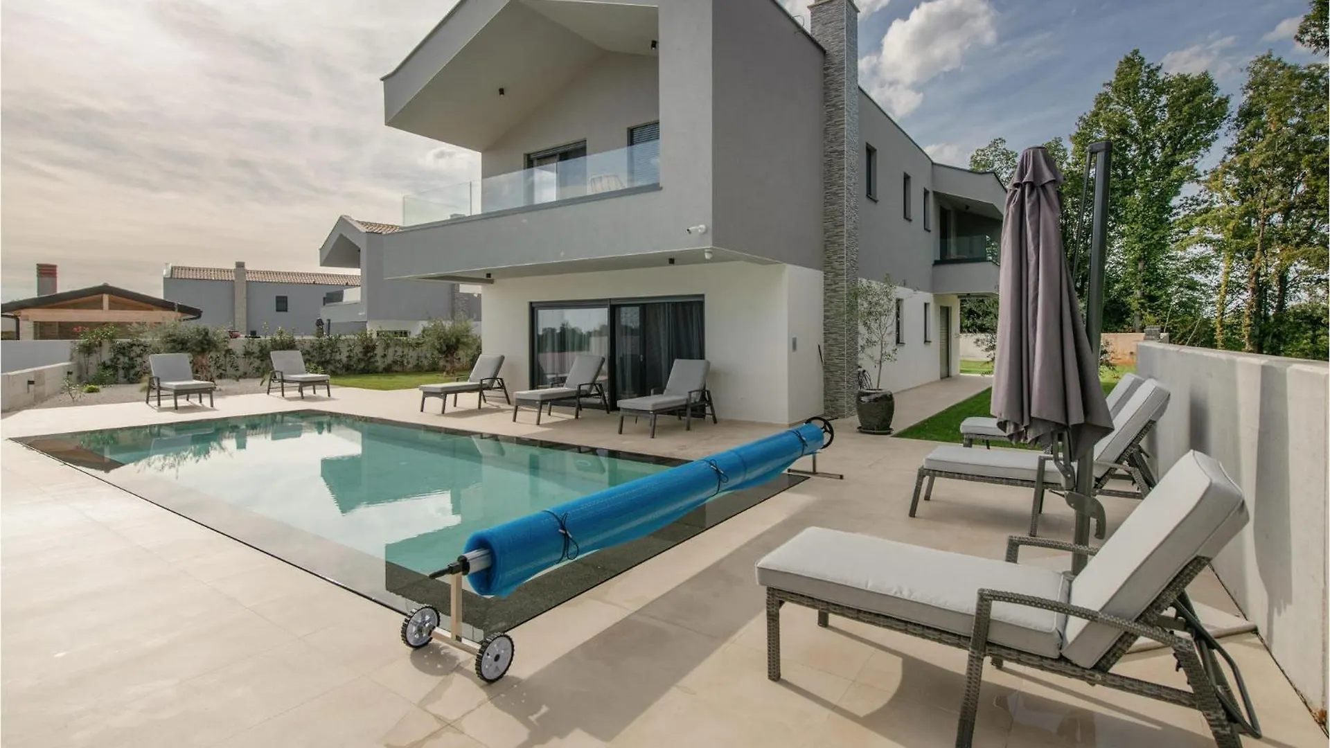 Lovely Home In Rebici With Wifi